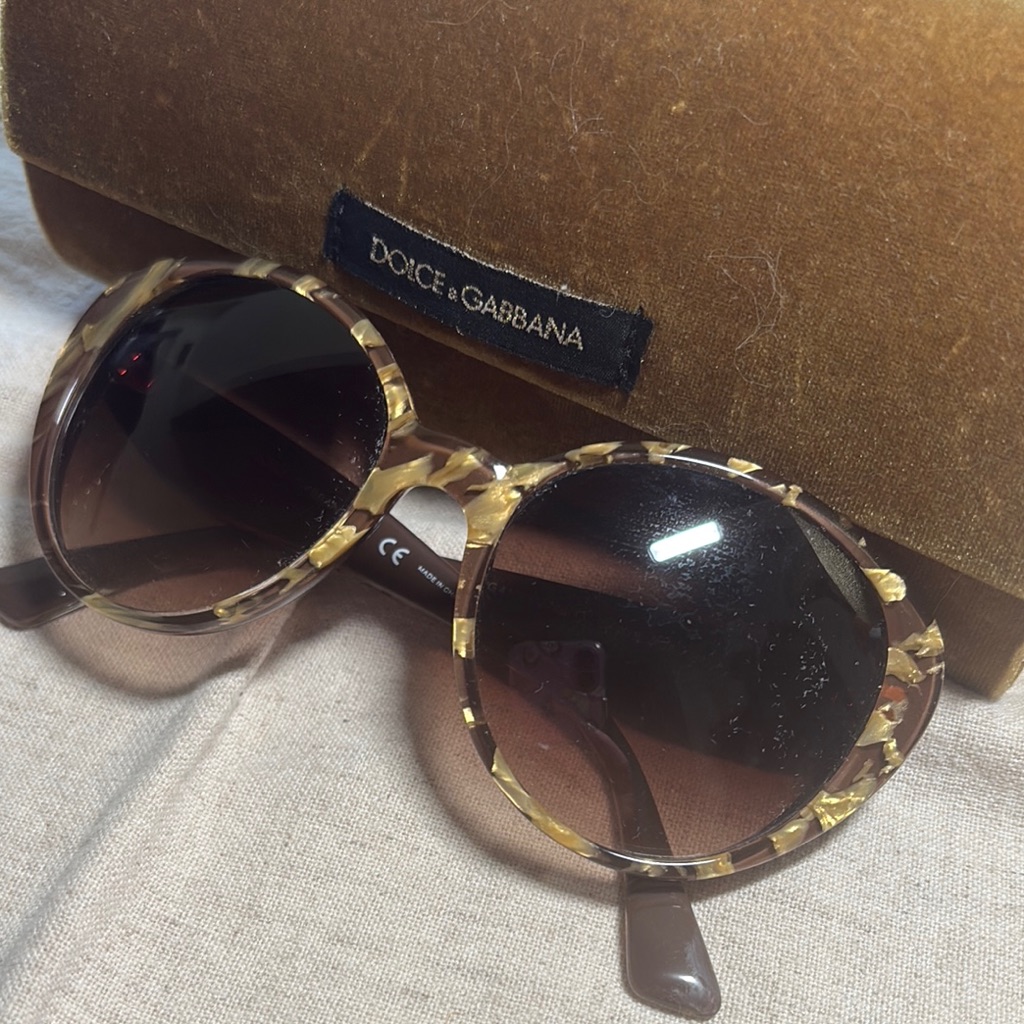 Dolce & Gabbana Tortoise Shell Sunglasses -Euc